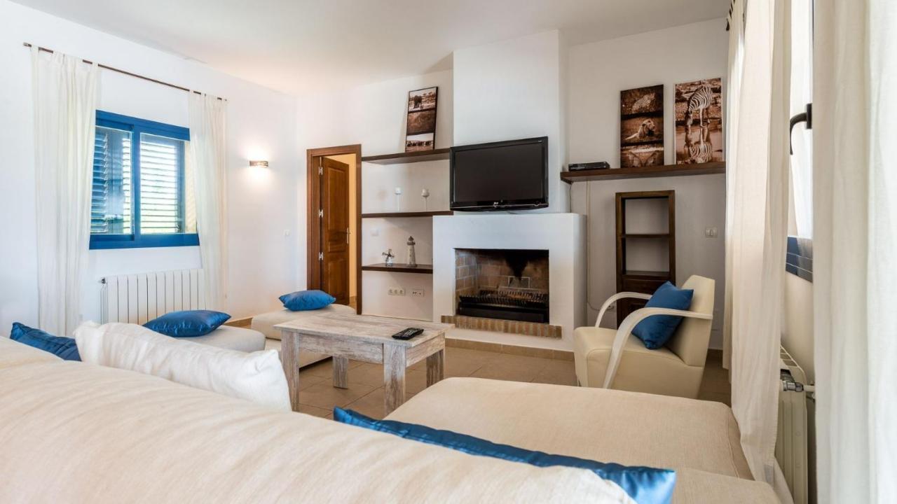 Villa Etruria Close To Playa D'En Bossa San José Zewnętrze zdjęcie