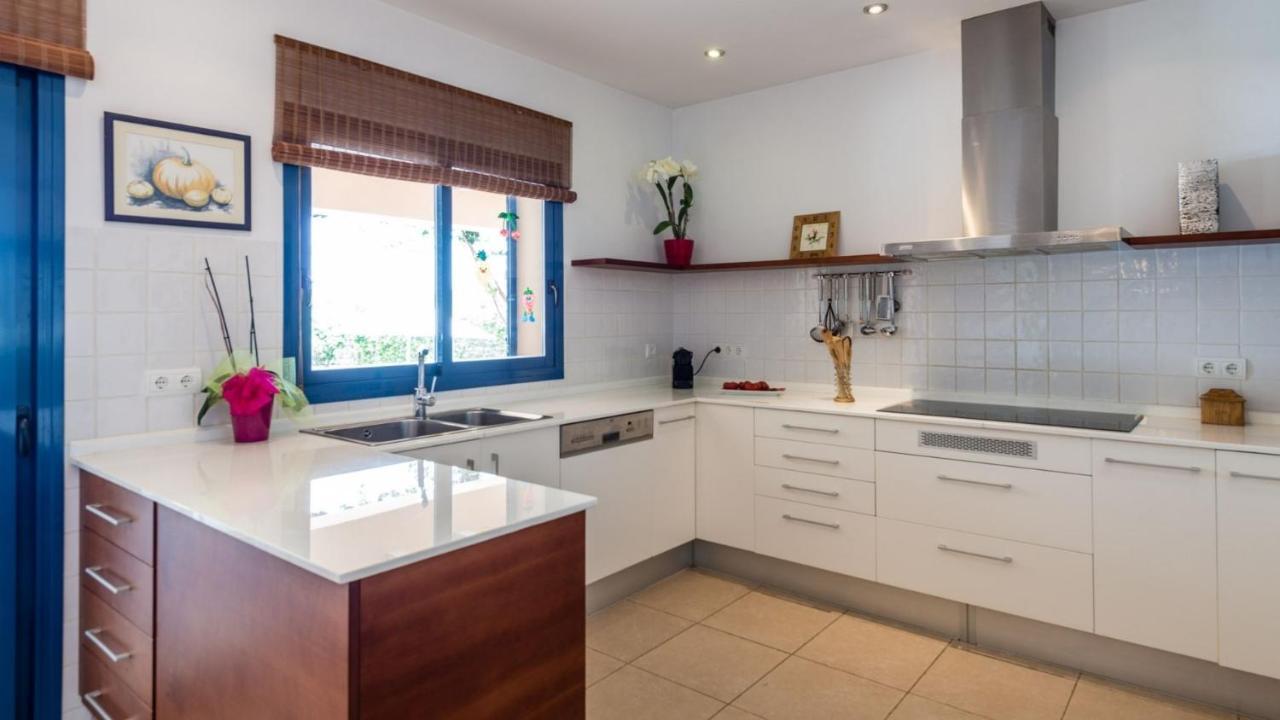 Villa Etruria Close To Playa D'En Bossa San José Zewnętrze zdjęcie